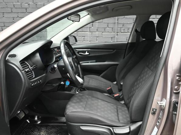 Kia Rio IV с пробегом 2018 года, цена 1 850 000 рублей, 62282 км, хэтчбек, Автокод Объявления