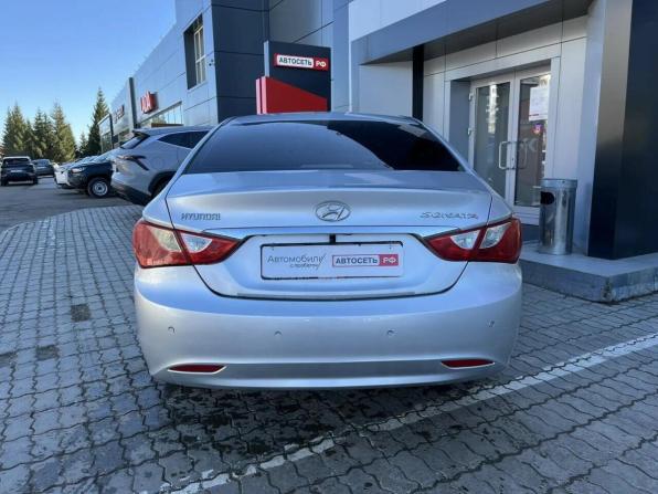 Hyundai Sonata VI (YF) с пробегом 2010 года, цена 954 600 рублей, 185691 км, седан, Автокод Объявления