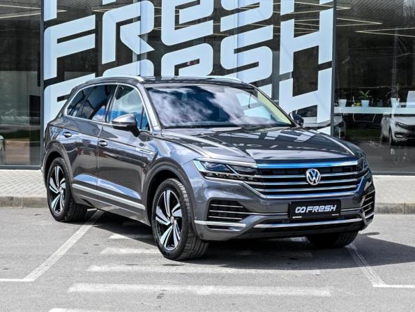 Volkswagen Touareg III с пробегом 2020 года, цена 7 176 900 рублей, 58960 км, внедорожник, Автокод Объявления