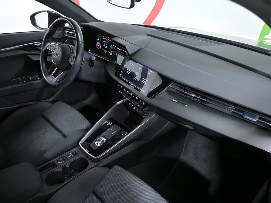 Audi A3 IV (8Y) Москва  - изображение 9