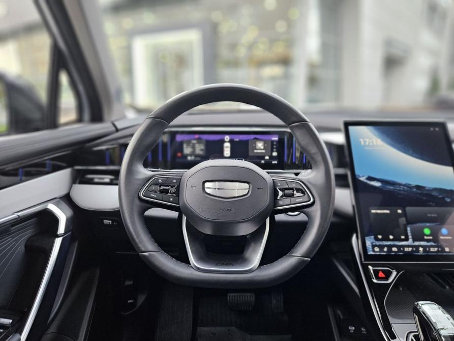 Geely Atlas II Санкт-Петербург  - изображение 17