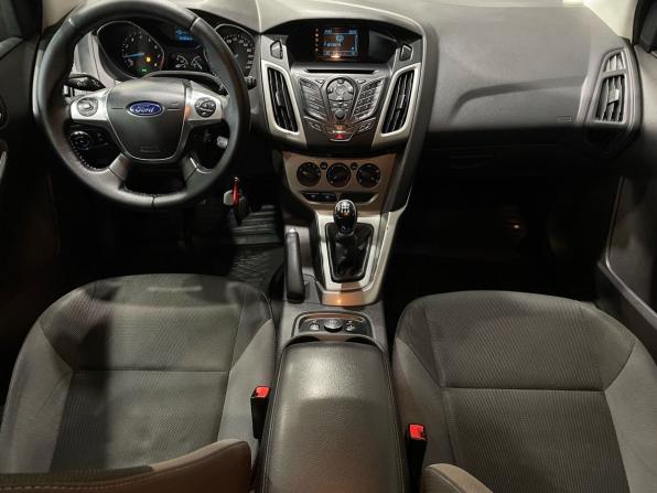 Ford Focus III с пробегом 2014 года, цена 695 000 рублей, 181848 км, хэтчбек, Автокод Объявления