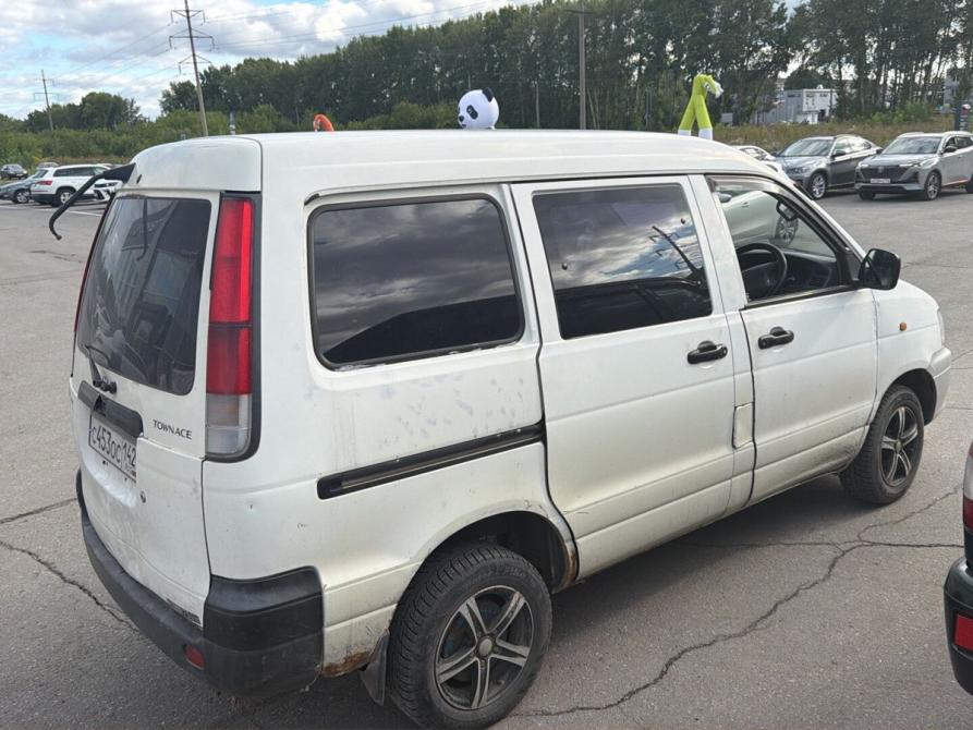 Toyota Town Ace III Кемерово  - изображение 15