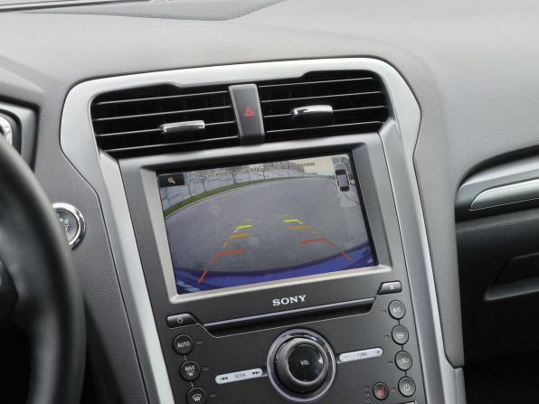 Ford Mondeo V с пробегом 2015 года, цена 1 800 000 рублей, 88882 км, седан, Автокод Объявления