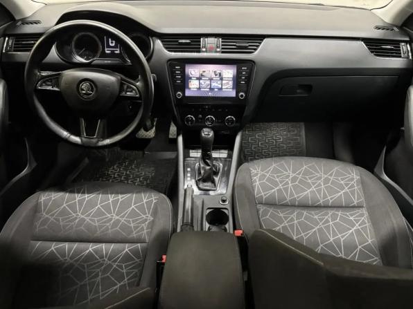 Skoda Octavia III (A7) Рестайлинг с пробегом 2019 года, цена 1 399 000 рублей, 149000 км, лифтбек, Автокод Объявления
