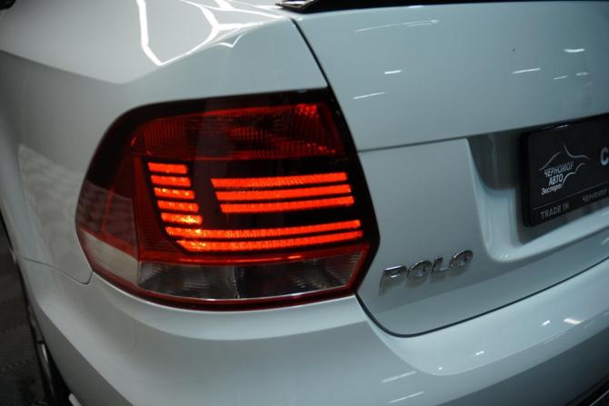 Volkswagen Polo V Рестайлинг с пробегом 2016 года, цена 997 000 рублей, 86000 км, седан, Автокод Объявления