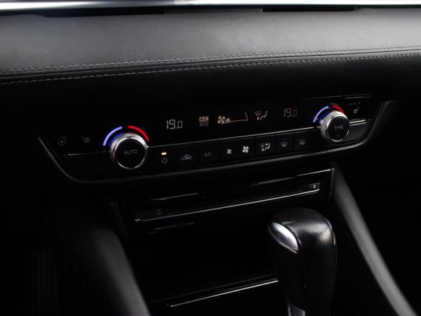 Mazda 6 III (GJ) Рестайлинг 2 с пробегом 2019 года, цена 1 999 000 рублей, 165354 км, седан, Автокод Объявления