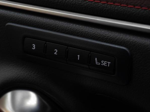 Lexus ES VII с пробегом 2018 года, цена 4 499 000 рублей, 107886 км, седан, Автокод Объявления