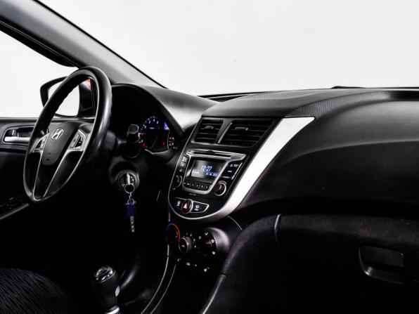 Hyundai Solaris I Рестайлинг с пробегом 2014 года, цена 758 000 рублей, 224980 км, седан, Автокод Объявления