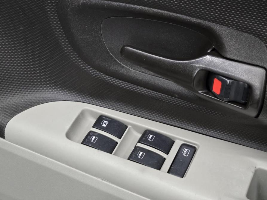 Toyota Passo Sette Красноярск  - изображение 19