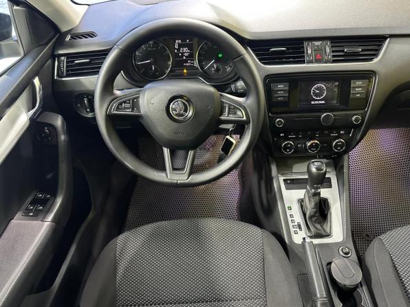 Skoda Octavia III (A7) с пробегом 2016 года, цена 1 399 000 рублей, 141000 км, лифтбек, Автокод Объявления