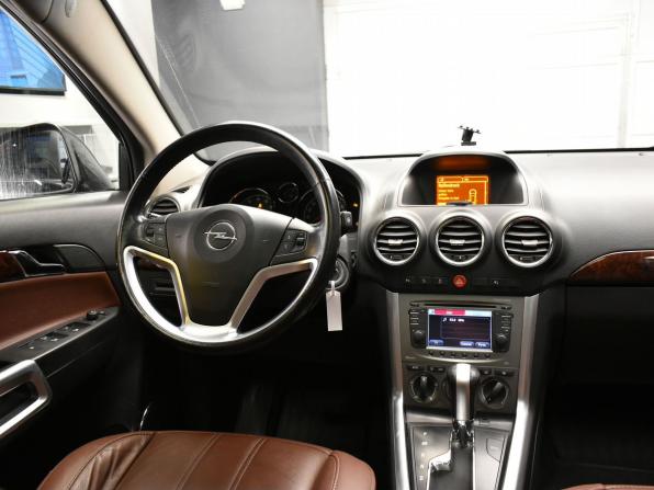Opel Antara I Рестайлинг с пробегом 2012 года, цена 1 237 000 рублей, 100732 км, внедорожник, Автокод Объявления