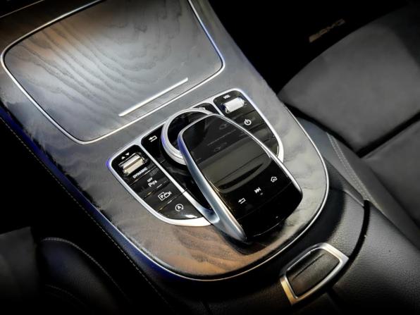 Mercedes-Benz E-Класс V (W213 S213 C238) с пробегом 2020 года, цена 3 960 000 рублей, 62698 км, седан, Автокод Объявления