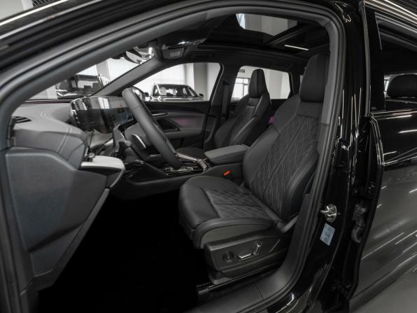 Audi Q5 III с пробегом 2025 года, цена 5 880 000 рублей, 100 км, внедорожник, Автокод Объявления