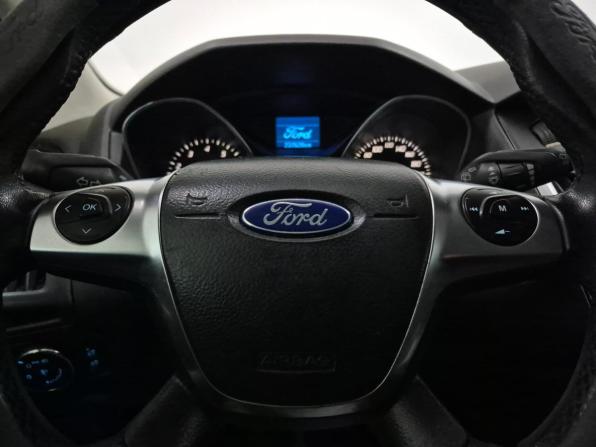 Ford Focus III с пробегом 2013 года, цена 680 000 рублей, 237619 км, хэтчбек, Автокод Объявления