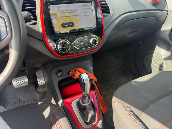 Renault Kaptur I с пробегом 2018 года, цена 1 299 000 рублей, 109969 км, внедорожник, Автокод Объявления