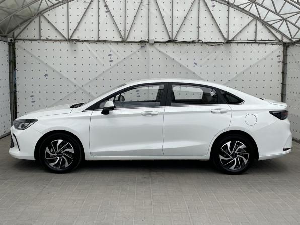 BAIC U5 Plus с пробегом 2023 года, цена 1 350 000 рублей, 24937 км, седан, Автокод Объявления