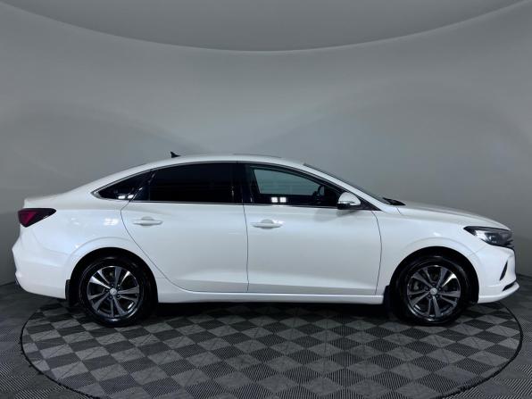 Changan Eado Plus с пробегом 2023 года, цена 1 550 000 рублей, 41277 км, седан, Автокод Объявления