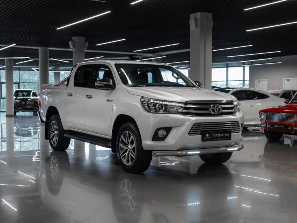 Toyota Hilux VIII с пробегом 2016 года, цена 3 980 000 рублей, 104593 км, пикап, Автокод Объявления
