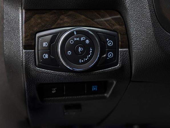 Ford Explorer V с пробегом 2013 года, цена 1 849 000 рублей, 238436 км, внедорожник, Автокод Объявления