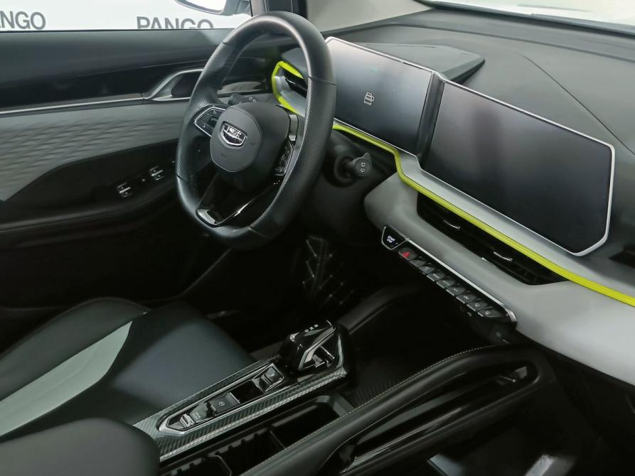 Geely Coolray I Рестайлинг Оренбург  - изображение 25