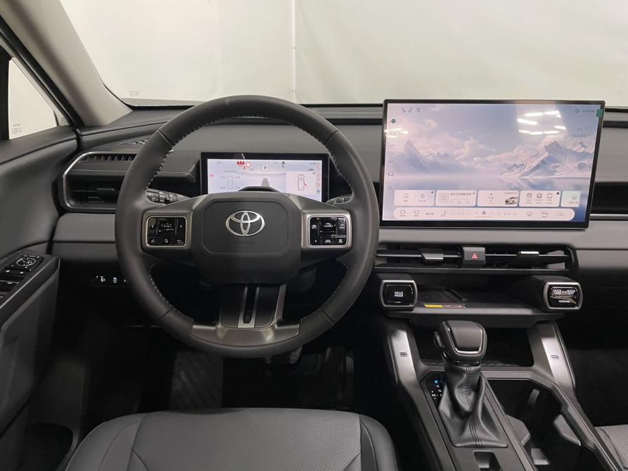Toyota RAV4 VI (XA60) Воронеж  - изображение 18