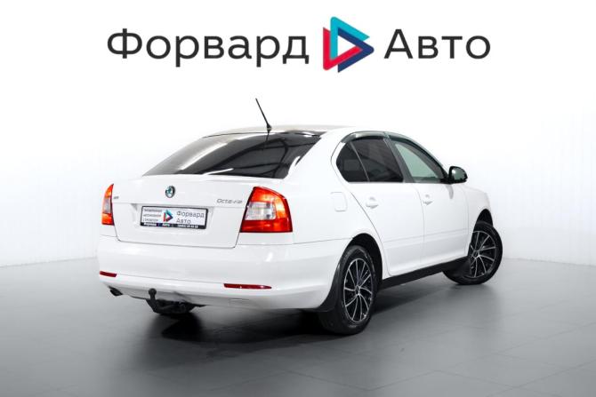 Skoda Octavia II (A5) Рестайлинг с пробегом 2013 года, цена 599 000 рублей, 233000 км, лифтбек, Автокод Объявления