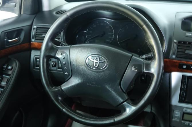 Toyota Avensis II с пробегом 2004 года, цена 749 000 рублей, 301000 км, седан, Автокод Объявления
