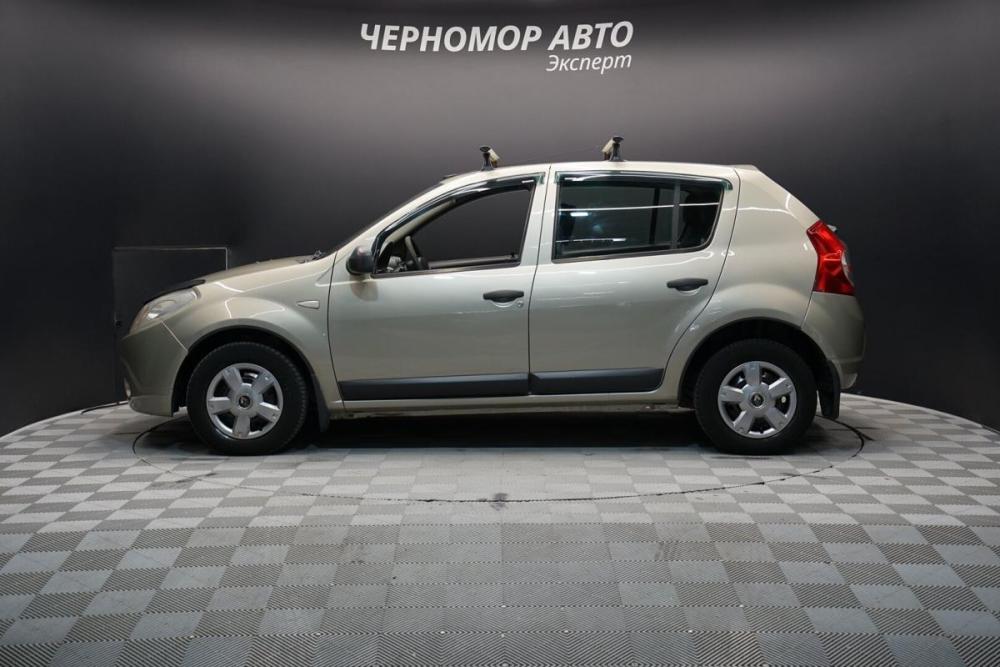 Renault Sandero I Крым  - изображение 2