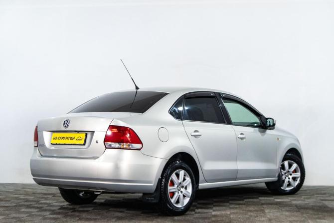 Volkswagen Polo V с пробегом 2011 года, цена 549 000 рублей, 277178 км, седан, Автокод Объявления