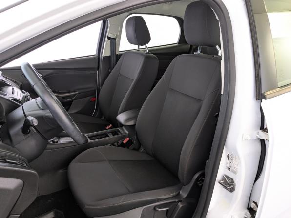 Ford Focus III Рестайлинг с пробегом 2018 года, цена 1 250 000 рублей, 44505 км, хэтчбек, Автокод Объявления