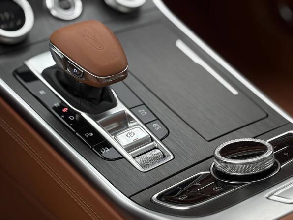 Hongqi H9 I с пробегом 2023 года, цена 4 379 000 рублей, 23460 км, седан, Автокод Объявления