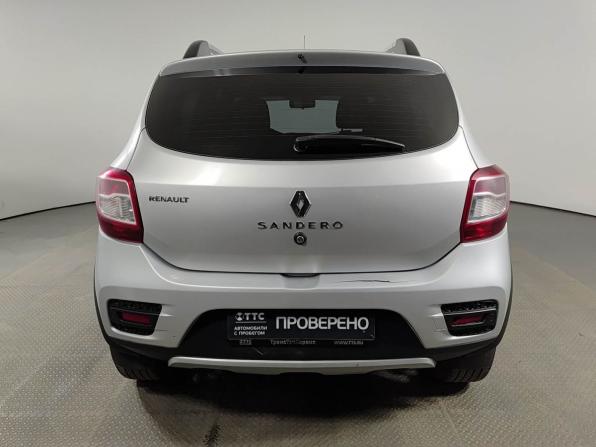 Renault Sandero II с пробегом 2018 года, цена 855 000 рублей, 157000 км, хэтчбек, Автокод Объявления