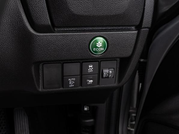 Honda Fit III Рестайлинг с пробегом 2017 года, цена 1 020 000 рублей, 166322 км, хэтчбек, Автокод Объявления