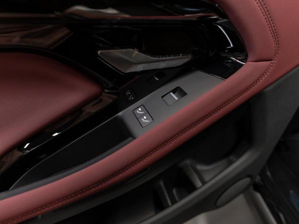 Land Rover Range Rover Evoque II Рестайлинг с пробегом 2025 года, цена 5 800 000 рублей, 39 км, внедорожник, Автокод Объявления