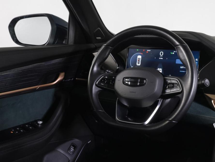 Geely Monjaro I Москва  - изображение 13