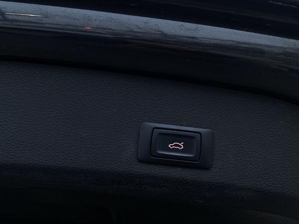 Audi Q7 I (4L) Рестайлинг с пробегом 2014 года, цена 2 289 000 рублей, 173250 км, внедорожник, Автокод Объявления