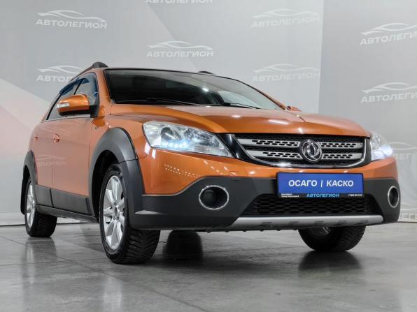 Dongfeng H30 Cross с пробегом 2015 года, цена 690 000 рублей, 139000 км, хэтчбек, Автокод Объявления