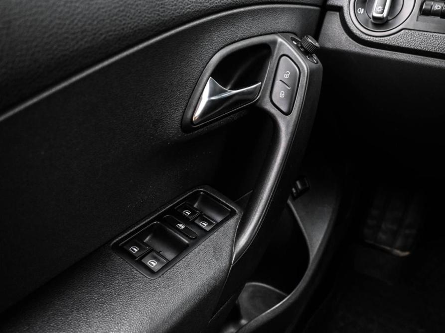 Volkswagen Polo V Рестайлинг Новороссийск  - изображение 18