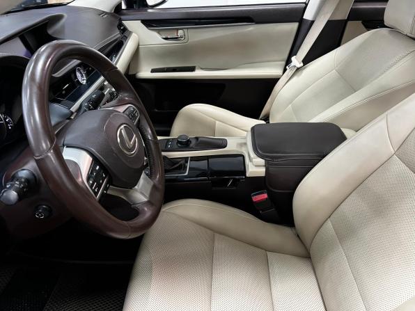 Lexus ES VI Рестайлинг с пробегом 2016 года, цена 2 070 000 рублей, 194194 км, седан, Автокод Объявления