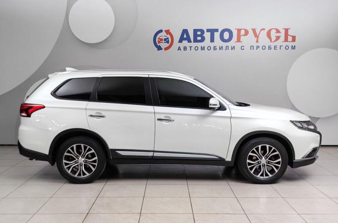 Mitsubishi Outlander III Рестайлинг 2 с пробегом 2018 года, цена 2 049 000 рублей, 131000 км, внедорожник, Автокод Объявления