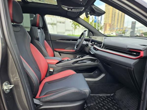 Geely Coolray I Рестайлинг с пробегом 2024 года, цена 2 249 000 рублей, 29405 км, внедорожник, Автокод Объявления