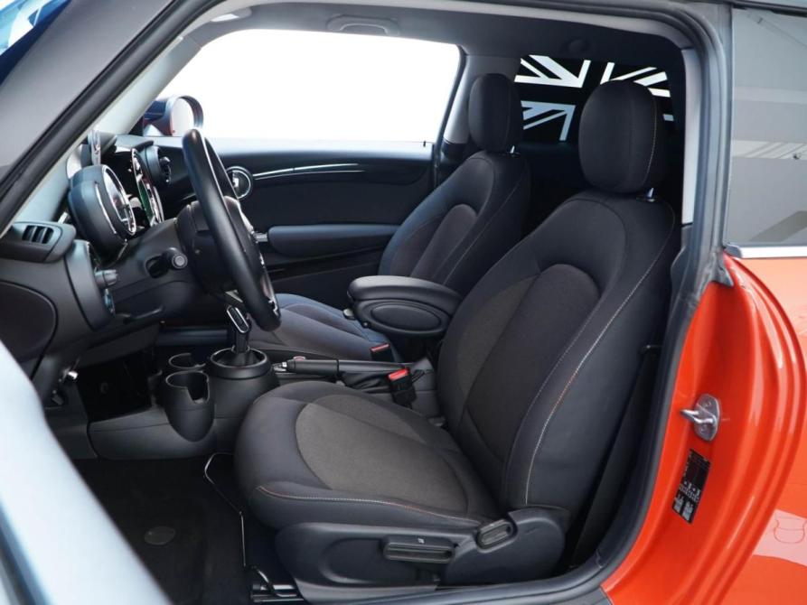 Mini Hatch III (F55/F56) Москва  - изображение 7