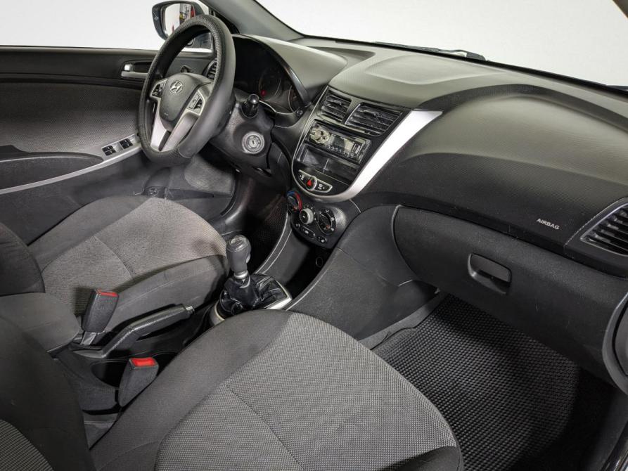 Hyundai Solaris I Екатеринбург  - изображение 12
