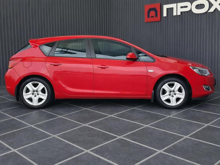 Opel Astra J Рестайлинг Пермь  - изображение 30