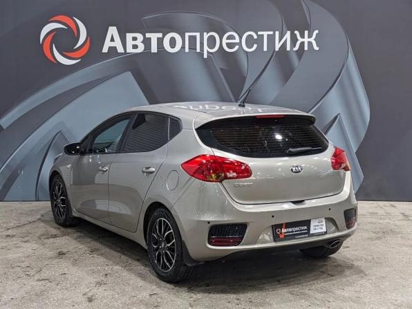 Kia Ceed II Рестайлинг с пробегом 2015 года, цена 1 035 000 рублей, 113809 км, хэтчбек, Автокод Объявления