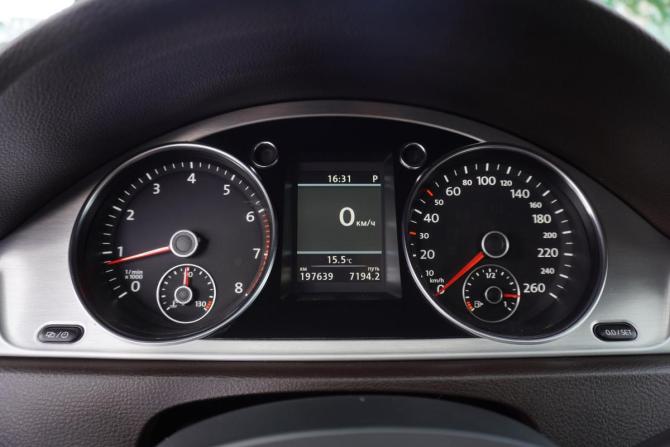 Volkswagen Passat B7 с пробегом 2013 года, цена 1 222 000 рублей, 197638 км, седан, Автокод Объявления