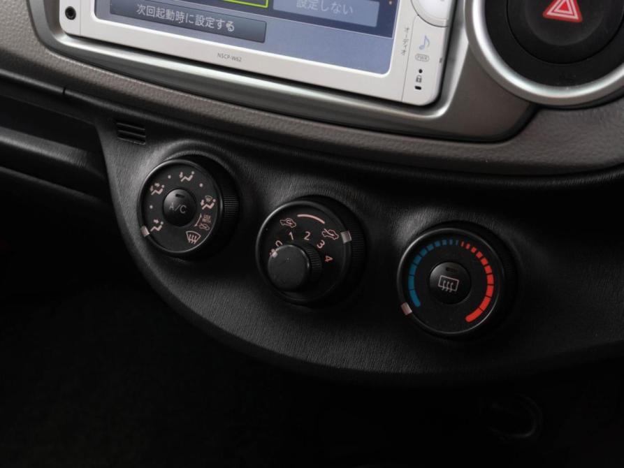 Toyota Vitz III (XP130) Тюмень  - изображение 14