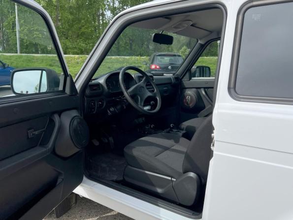 Lada (ВАЗ) Niva Legend с пробегом 2024 года, цена 920 000 рублей, 6800 км, внедорожник, Автокод Объявления