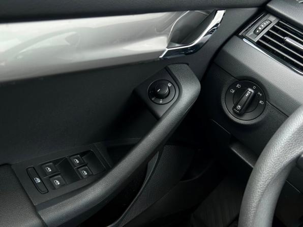 Skoda Octavia III (A7) Рестайлинг с пробегом 2020 года, цена 1 804 700 рублей, 71794 км, лифтбек, Автокод Объявления